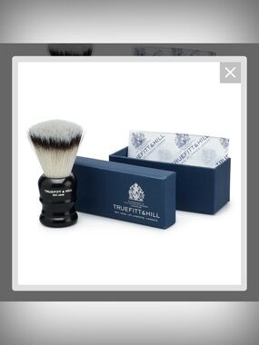 WELLINGTON SHAVING BRUSH SYNTHETIC FAN KNOT, NWT!